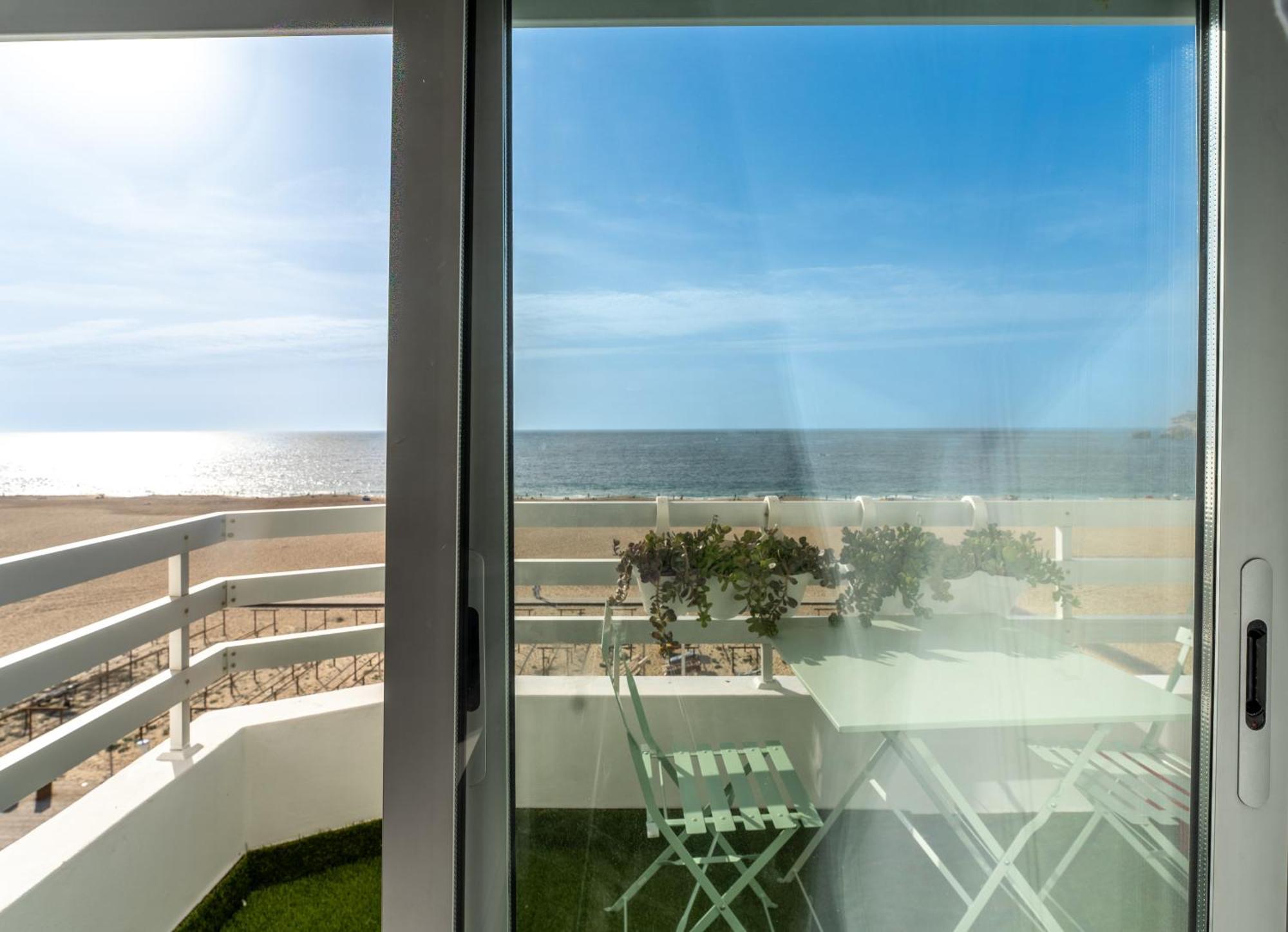 T2 Dina'S Place Nazaré Exteriör bild